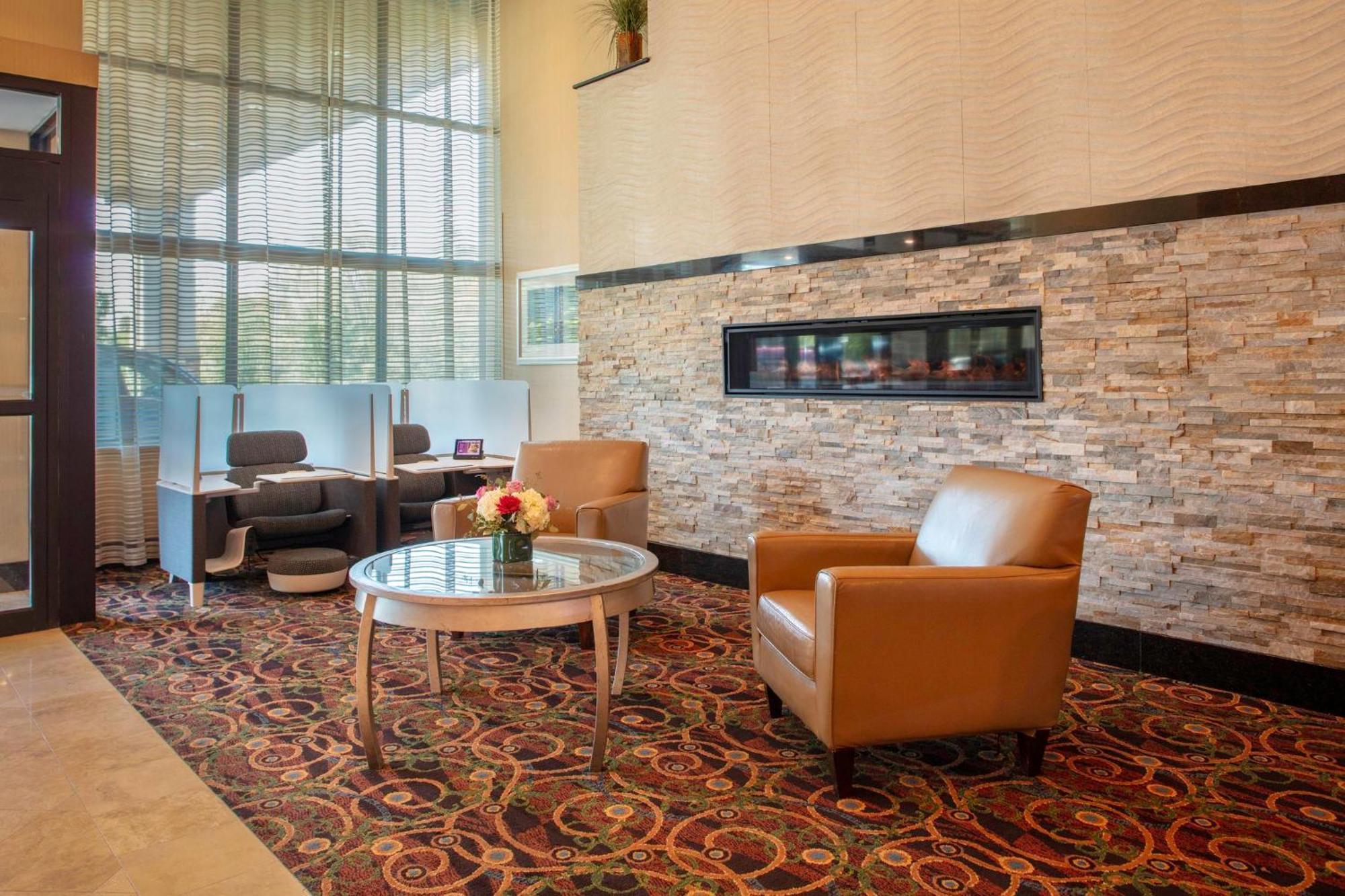 Crowne Plaza Boston - Woburn By Ihg Hotel Eksteriør billede